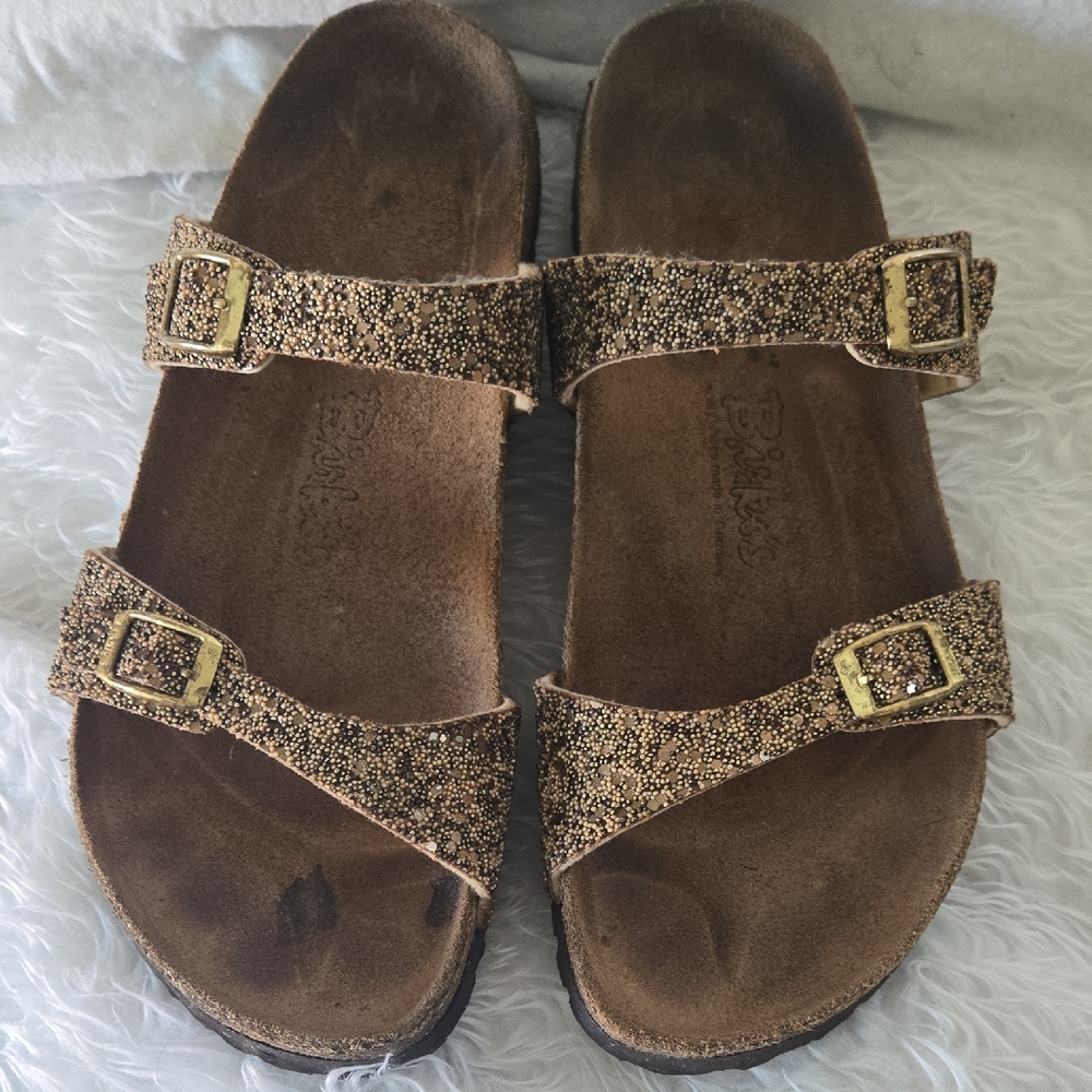 Birkenstock Arizona Two-Strap Sandals‎ – Women’s Size 9 (EU 40) – Gold Speckle
